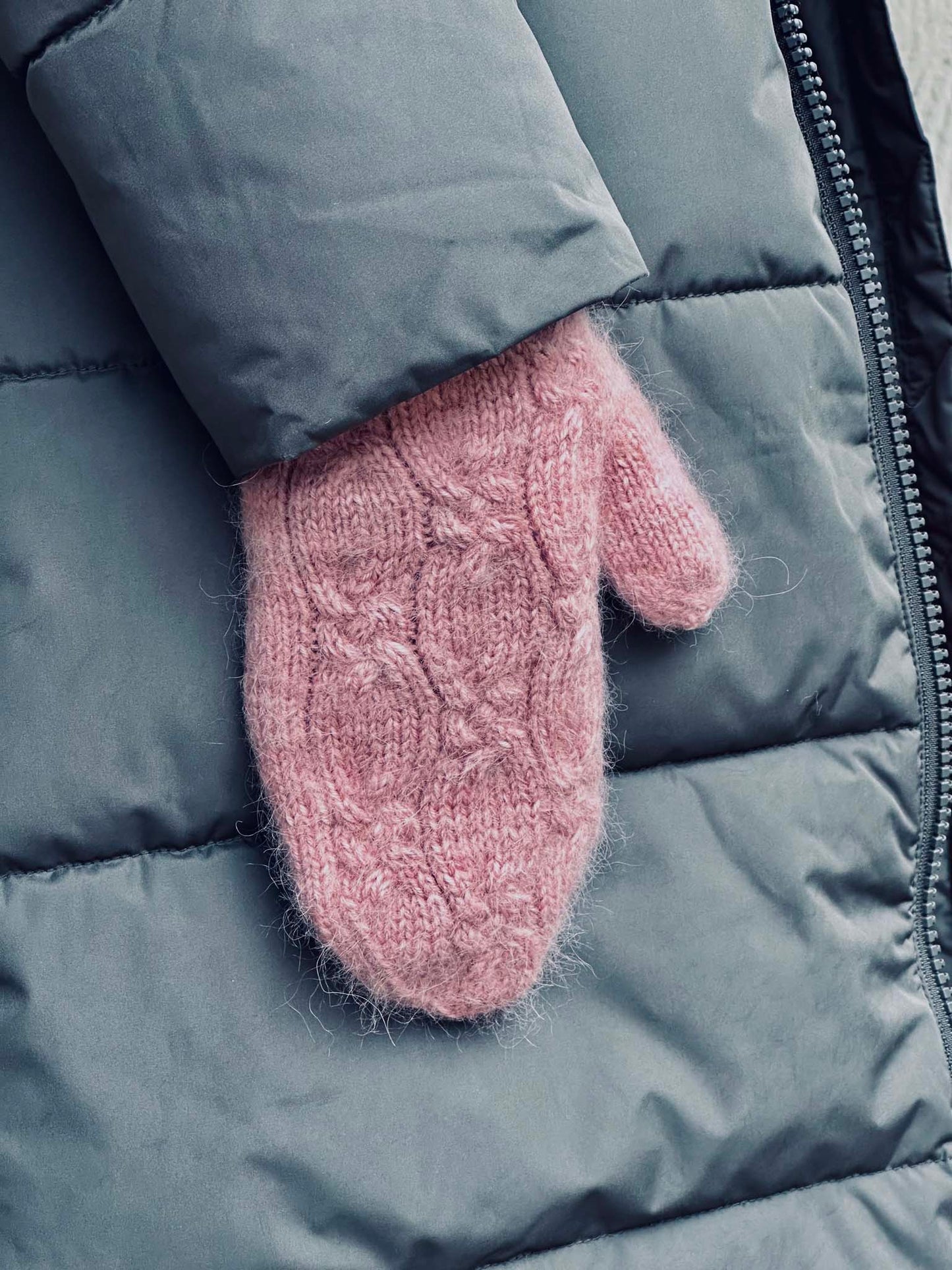 Flowerknot - Mittens pattern